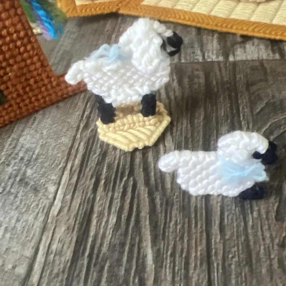 11 Piece Lot Handmade Needlepoint Plastic Canvas‎ Christmas Nativity Set Jesus